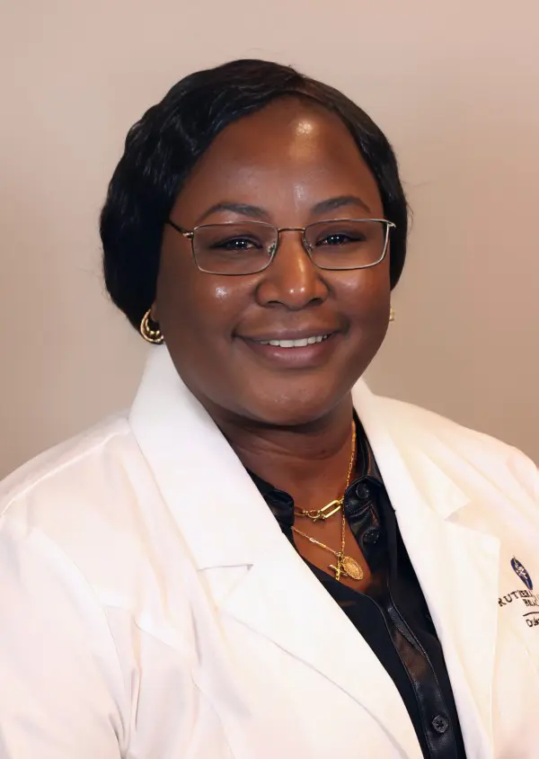 Dawne Akuneme, FNP-C